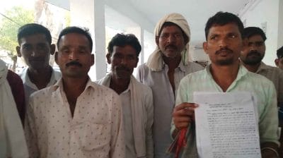 Dabra News : राशन दुकानदार द्वारा राशन नहीं देने की शिकायत लेकर डबरा एसडीएम कार्यलय पहुंचे ग्रामीण, जानें क्या है कहा