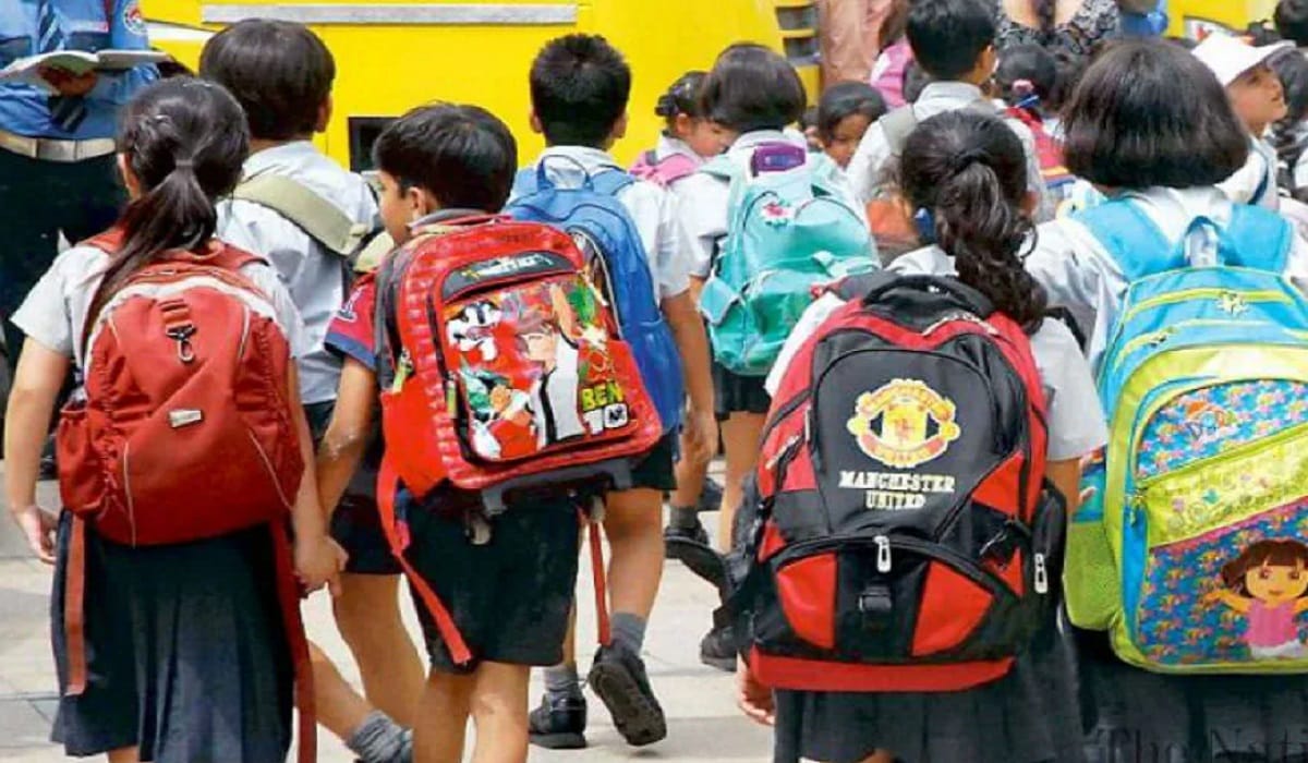 School Holiday : कक्षा 1 से 12वीं के छात्रों के लिए अच्छी खबर, अवकाश का  ऐलान, इतने दिन बंद रहेंगे स्कूल, मिलेगा लाभ, यहां देखें लिस्ट - MP Breaking  News