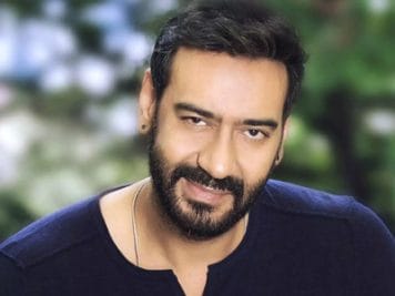 Ajay Devgn Net Worth: आलीशान बंगले और लग्जरी गाड़ियों के मालिक हैं अजय देवगन, करोड़ों रुपए है बैंक बैलेंस