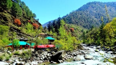 HP Tourism: हिमाचल की इस खुबसूरत जगह पर लें ट्रेकिंग के साथ जंगल सफारी का आनंद, यहां है स्वर्ग की सीढ़ियां
