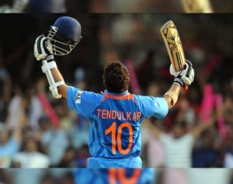 Sachin Tendulkar Records: नामुमकिन है मास्टर ब्लास्टर के इन 5 रिकॉर्ड्स को तोड़ना, करीब भी नहीं पहुंच सका कोई बल्लेबाज