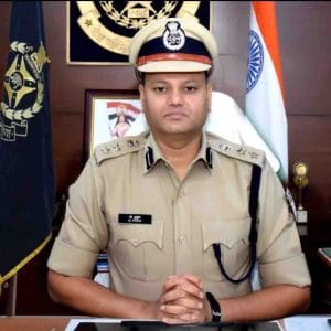 Singrauli News : पुलिस व खनिज विभाग ने की संयुक्त कार्रवाई, दो हाईवा जब्त