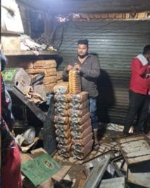 बेकरी, कैफे और रेस्टोरेंट में फूड इंस्पेक्टर का छापा