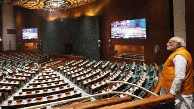 New Parliament Inauguration : नए संसद भवन के उद्घाटन पर छिड़ी बहस, 19 दलों ने किया बहिष्कार का ऐलान