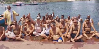 Jabalpur News : गौरीघाट में पेंशनर्स का जल सत्याग्रह, मांग पूरी ना होने पर दी चेतावनी