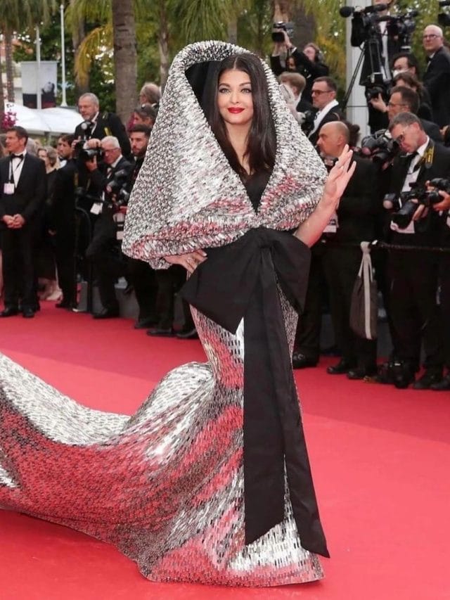 Cannes 2023 में Aishwarya Rai Bachhan ने लूटी लाइमलाइट, वायरल हो रहीं हैं तस्वीरें