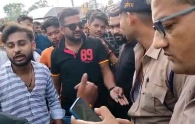 MP News : छतरपुर में पुलिस आरक्षक से मारपीट के बाद कांग्रेस नेता गिरफ्तार, युवती से छेड़छाड़ का आरोप