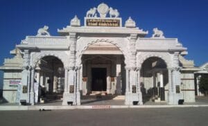 Indore Gommatgiri Tirtha