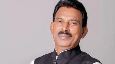 Indore News: धूमधाम से मनाया गया पैगंबर हजरत मोहम्मद का जन्मदिन, कैबिनेट मंत्री तुलसी सिलावट ने असहायों में बांटे कंबल