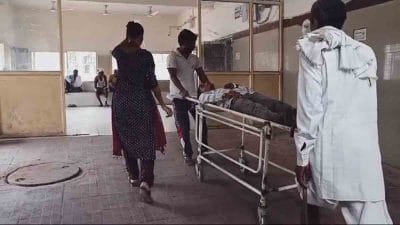 अंधविश्वास : मंदिर में पूजा करते-करते युवक ने देवी मां को चढ़ा दी अपनी जीभ, जिला अस्पताल में इलाज जारी