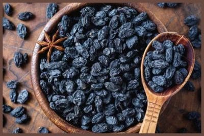 काली किशमिश में छिपे हैं सेहत के कई राज, रोजाना करें उपयोग, मिलेगी इन समस्याओं से छुटकारा