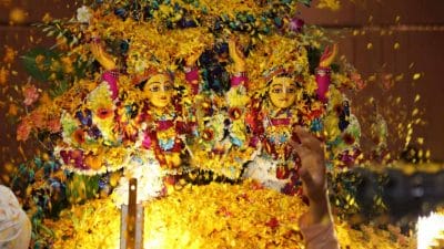 Phulera Dooj 2024: कब मनाया जाएगा फुलेरा दूज का त्यौहार, भगवान श्री कृष्ण को चढ़ाएं ये फूल, मिलेंगे हर एग्जाम में अच्छे मार्क्स