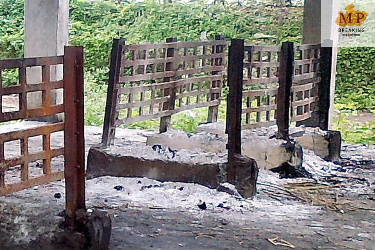 राजधानी में चोरों का कहर, शमशान घाट भी नहीं छोड़ा,दो गिरफ्तार