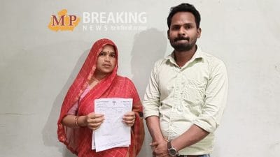 Dabra News: सिविल अस्पताल में डॉक्टरों की चल रही मनमानी, महिला चिकित्सक के अभद्र व्यवहार को लेकर पीड़िता ने SDM को दिया शिकायती आवेदन