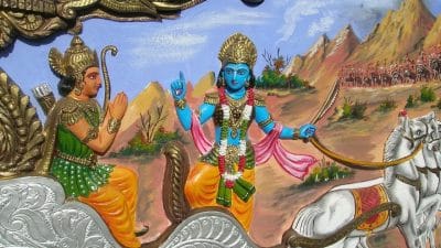 Gita Updesh: आदर्श पत्नी में होते हैं ये 4 गुण, घर को बना देती है स्वर्ग