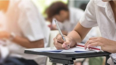 MP Board Result: इस स्कूल के सभी बच्चे बोर्ड परीक्षा में हुए Fail, शिक्षा विभाग लिया एक्शन, पूरा स्टाफ निलंबित