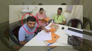 Mandla News : लोकायुक्त पुलिस ने जनपद पंचायत बिछिया के उपयंत्री को 30 हजार की रिश्वत लेते रंगे हाथ पकड़ा