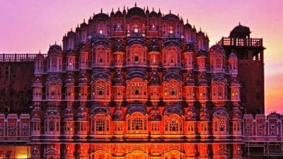 Jaipur: जयपुर के ‘हवा महल’ को क्यों दिया गया आखिर ये नाम? जानें कैसे बनी ये अनोखी इमारत