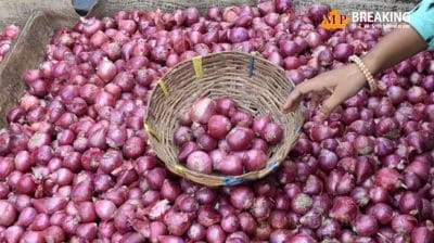 सरकार की कोशिशों के बावजूद नहीं रुक रही प्याज की बढ़ती कीमत! 80 रुपये किलो तक पहुंची