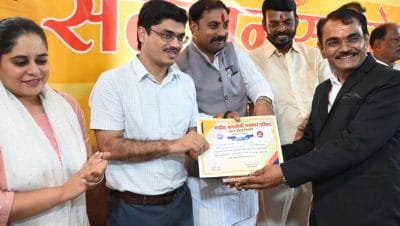 डिंडौरी में पत्रकार सम्मान समारोह का आयोजन, राष्ट्रीय श्रमजीवी पत्रकार परिषद के संयोजक का स्वागत