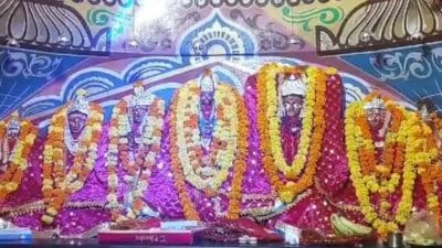 नवरात्रि में माता की भक्ति में लीन हुआ पन्ना, पद्मावती शक्तिपीठ मंदिर में उमड़ी भीड़