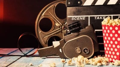 बॉलीवुड की वो फिल्म जिसने एक ही नाम से जीता दर्शकों का दिल, हर बार रही सुपर-डुपर हिट