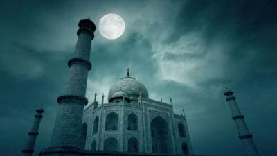 आखिर ताजमहल में रात को क्यों रहता है अंधेरा? हैरान कर देगी वजह