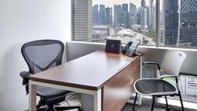 नए साल में चमकाना चाहते हैं अपना करियर? ऑफिस डेस्क पर रखें ये चीजें, फिर देखें बदलाव