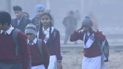 School News : छात्रों को राहत, इन जिलों के स्कूलों का समय बदला, जानें नवंबर दिसंबर में कब कब बंद रहेंगे स्कूल?