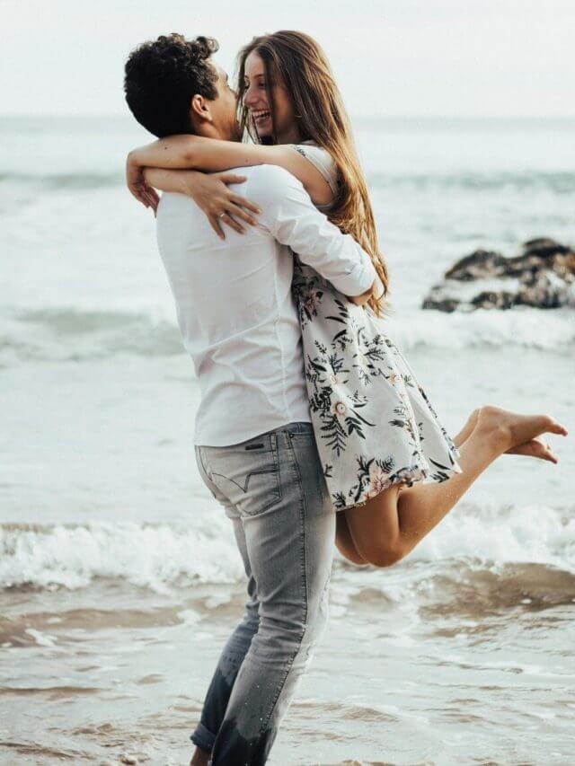 Explainer : मर्दों को क्‍यों पसंद आती हैं छोटी हाइट वाली लड़कियां? जान‍िए क्‍या कहता है इसके पीछे का साइंस