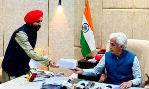 जबलपुर में भी उठी मांग, भिखारी मुक्त हो जिला, श्री गुरु नानक यात्रा समिति ने कलेक्टर को सौंपा ज्ञापन