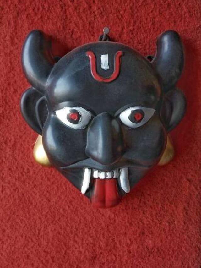 Nazar Dosh Totka: बालों का खाने में आ जाना, बच्चों का अक्सर बीमार रहना ये हैं नजर दोष के संकेत, जानें इनसे बचने के सरल घरेलू उपाय