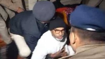 प्रशांत किशोर को पुलिस ने हिरासत में लिया, विवेक तन्खा ने उन्हें बताया ‘नॉन ट्रेडिशनल लीडर’