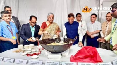 उम्मीदों के बजट से पहले पूरी की गई हलवा सेरेमनी, वित्त मंत्री निर्मला सीतारमण ने स्टाफ और अधिकारियों को दी शुभकामनाएं