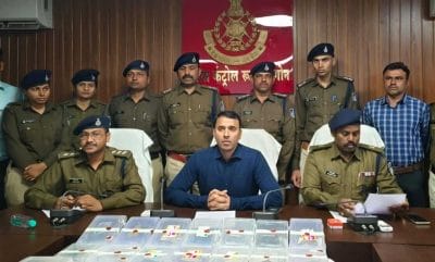 खरगोन पुलिस की बड़ी कार्रवाई, 15 देशी पिस्टल, 6 कट्टे और 21 फायर आर्म्स के साथ आरोपी गिरफ्तार