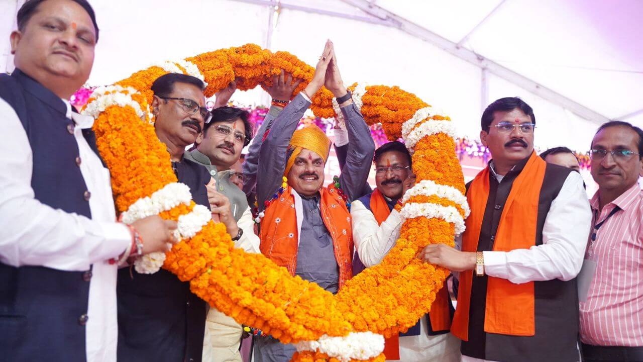 “सेंधवा और निवाली माइक्रो उद्वहन सिंचाई परियोजना” का शिलान्यास, सीएम डॉ मोहन यादव बोले किसान की खुशहाली से ही समृद्ध होगा मध्य प्रदेश