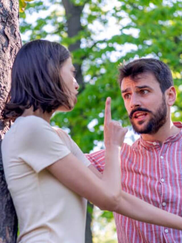 Relationship Tips : कम्युनिकेशन गैप से विश्वास की कमी तक, इन 6 रिश्तों की समस्याओं को ऐसे सुलझाएं, जिससे एक-दूसरे का साथ निभाना हो जाए आसान।