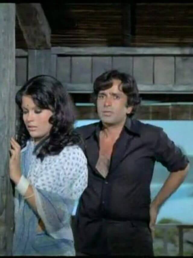 जब शशि कपूर ने कहा, ‘जीनत अमान चंद मूंगफलियों के लिए ऐक्टिंग नहीं करेंगी’ शबाना आज़मी के लुक्स पर दिया था यह बयान।