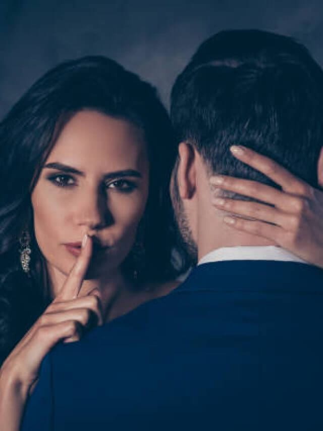 कहीं आप भी तो एकतरफा प्यार के जाल में नहीं फंसे हैं? इन 5 संकेतों से पहचानें, वरना दर्द और तकलीफ आपका पीछा नहीं छोड़ेंगे!