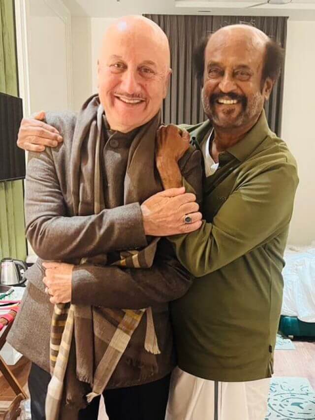 जन्म लेते ही डिमांड में आया हीरो, मंदिर में किया चोरी का कांड, बालों के लिए अपनाया ऊंट का मूत्र, मगर अब तक नहीं बन सका पिता।