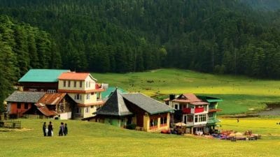 ये है भारत का मिनी स्विट्जरलैंड, यहां प्राकृतिक नजारों के बीच जमकर करें एडवेंचर