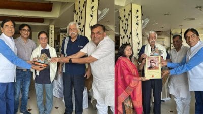 भोपाल में गूंजा कारगिल के हीरो विक्रम बत्रा का नाम, पिता और मेजर जनरल बक्शी का हुआ भव्य सम्मान