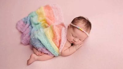 नन्ही राजकुमारी के लिए बेस्ट रहेंगे ‘R’ अक्षर के ये नाम, देखें इनके खूबसूरत से अर्थ