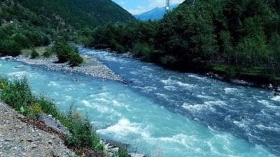 कुदरत का करिश्मा, जहां जुड़ती हैं नदियां लेकिन नहीं होतीं एक!