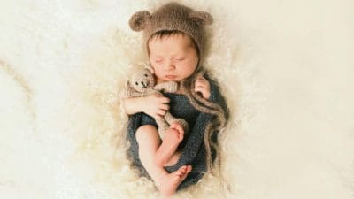 लाडली बिटिया को दें ये मॉडर्न नाम, बहुत खास हैं इनके अर्थ, सुनने के बाद हर कोई करेगा तारीफ