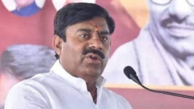 दिग्विजय सिंह-कमलनाथ की साझा फोटो पर बीजेपी का कटाक्ष, रामेश्वर शर्मा बोले “दोनों स्वस्थ प्रसन्न रहें और जीतू पटवारी से बचकर रहें”