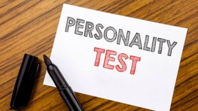 Personality Test: कपल या सेबफल इस तस्वीर में आपको क्या दिखा? पहली नजर खोलेगी दिल में छुपे राज
