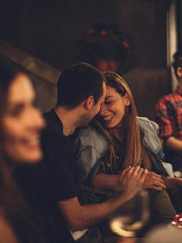 क्या आप भी सच्चे प्यार की खोज में हैं तो जान लीजिए 90% लोग एक बड़ी गलती कर रहे हैं ट्रू लव पाने से पहले खुद में लाएं ये ज़रूरी बदलाव