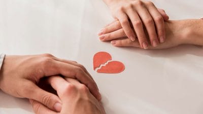 हर बार धोखा मिलने के बाद भी लोग क्यों करते हैं मोहब्बत पर यकीन? जवाब हैरान कर देगा