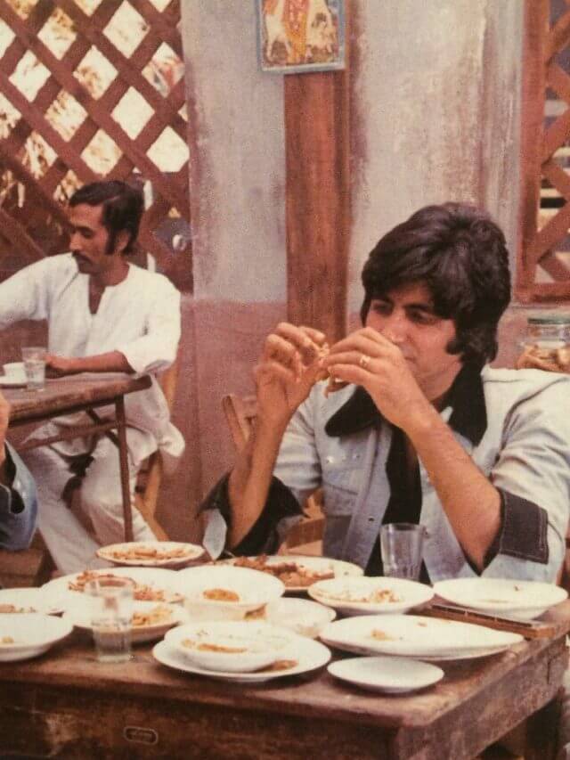 सच कहूं तो मैं कभी शराब 200+ सिगरेट और चिकन का शौकीन रहा हूं जब अमिताभ बच्चन ने अपनी खराब आदतों के राज से उठाया पर्दा वहीं जया बच्चन भी मांसाहारी भोजन की शौकीन हैं